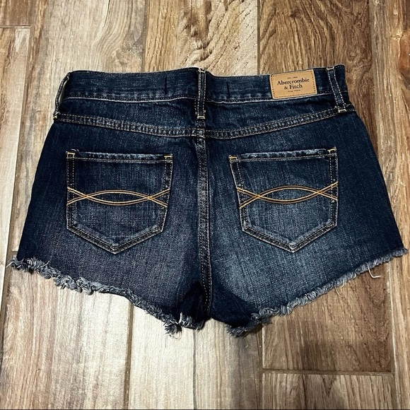 Abercrombie & Fitch Jean Shorts - Picture 2 of 3